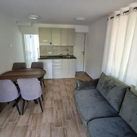 Apartment Panonski Raj *