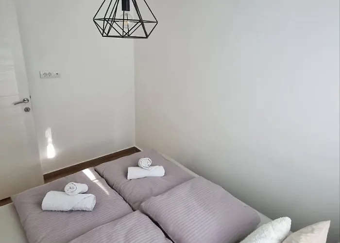 Panonski Raj 公寓 *